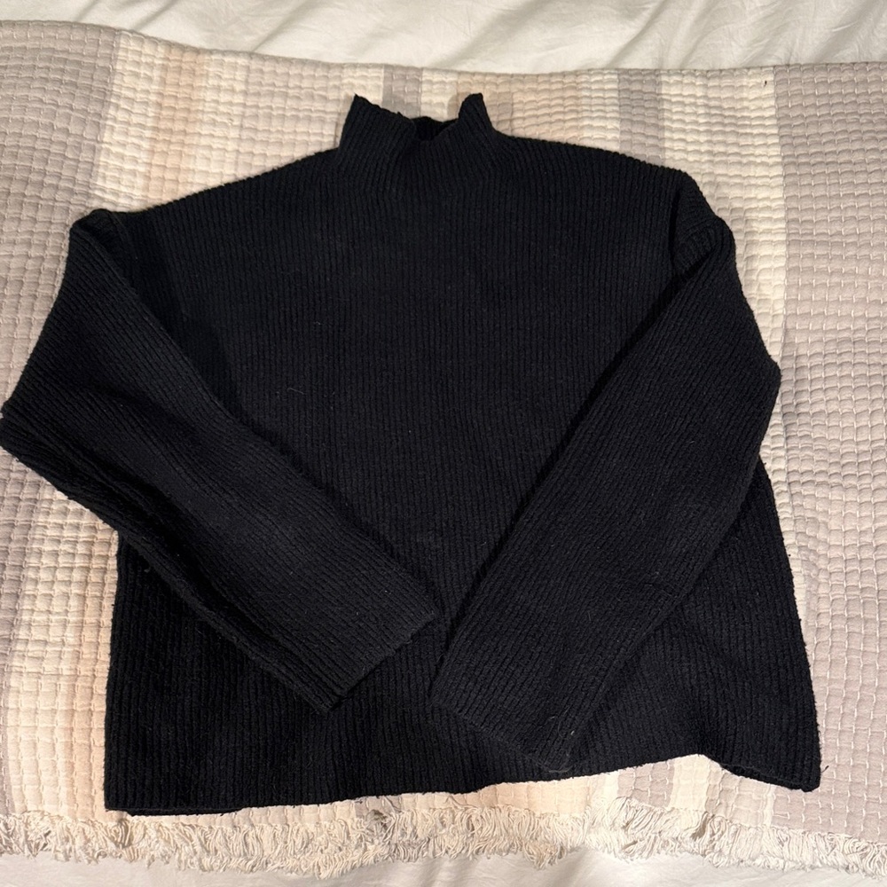 Abercrombie & Fitch Charcoal Ribbed Pullover